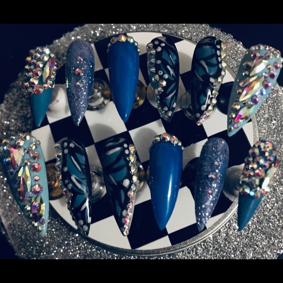 🦋Blingii Butterfly Bluez🦋 Press On Nails-Med - Picture 4 of 11